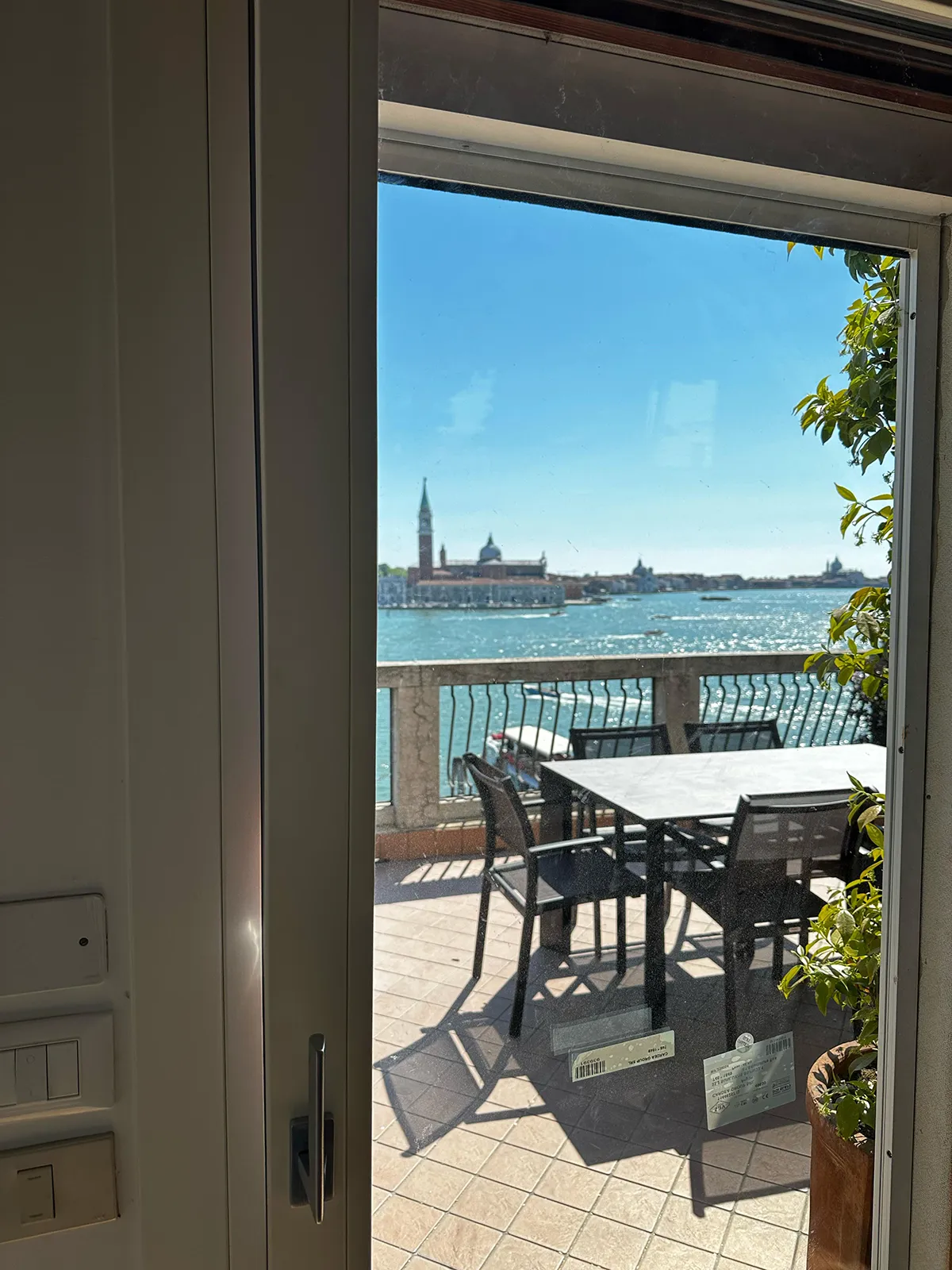 Serramenti in legno - Bacino San Marco (Venezia)